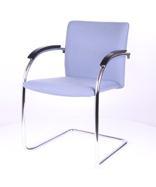 Thonet_Freischwinger_Stuhl_(EMT005)