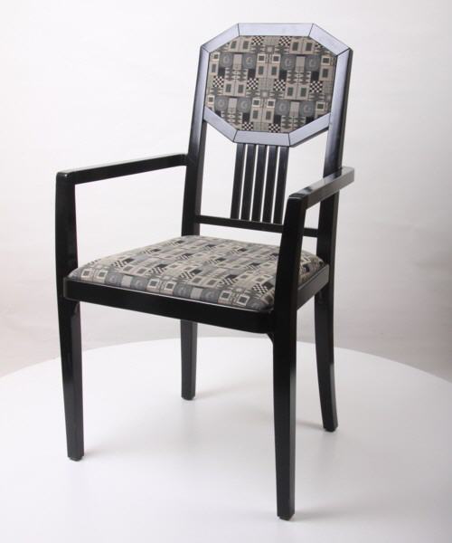 Thonet_679_PF_Sessel_(EMT119)
